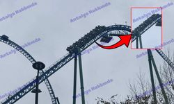 Antalya'da korku dolu anlar: Hyper Coaster havada asılı kaldı!