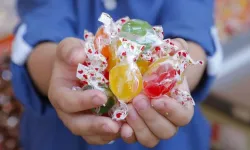 Ramazan Bayramının Halk Arasındaki İsmi Ve Şeker Dağıtma Geleneğinin Tarihsel Kökenleri