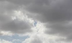 Antalya’da 12 Nisan’da Değişken Hava: Parçalı Bulutlar ve Yer Yer Sağanak Geçişleri