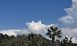 Antalya’da 25 Nisan’da Bulutlar Dağılmıyor: Kapalı ve Ilık Hava Hakim