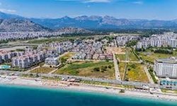 Antalya’da 29 Nisan’da Sıcaklık Zirve Yapıyor: Yaz Havası Etkisini Artırıyor