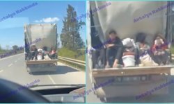 Antalya'da tehlikeli yolculuk kamerada!