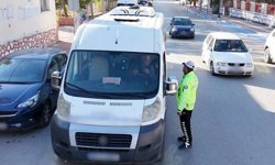 Burdur'da okul servislerine sıkı denetim: 101 araç kontrol edildi!