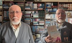 Antalya'da kitaplarla iç içe yaşam! Yaklaşık 1O bin kitap okudu