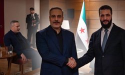 Bakan Fidan, Suriye Cumhurbaşkanı Şara ile Antalya'da görüştü