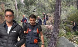 Antalya'da dağ yolunda kayboldu: İletişim kesilince dronla bulundu!