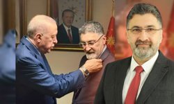 Serik Belediye Başkanı Kumbul AK Parti'ye geçti: Parti rozetini Erdoğan taktı