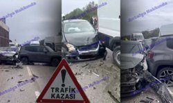 Antalya-Serik yolunda zincirleme kaza! Yaralılar var