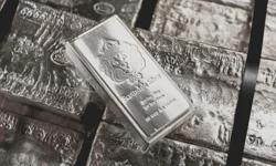 Gümüş Piyasasında Hareketli Saatler ve Yatırımcıların Yeni Gözdesi Olan Değerli Maden