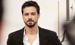 Türk Televizyon Dünyasının Parlayan Yıldızı Mert Yazıcıoğlu Kariyeri ve Hayatıyla Merak Ediliyor