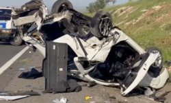 2 otomobilin karıştığı feci kazada 3 kişi hayatını kaybetti!