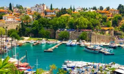 Antalya’da 11 Mayıs’ta Sıcak Hava Etkisini Sürdürüyor: Güneşli ve Açık Gün Bekleniyor