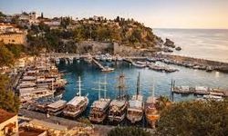 Antalya’da 26 Mayıs’ta Yaz Havası Devam Ediyor: Güneşli ve Sıcak Bir Gün Bekleniyor