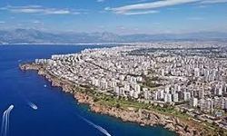 Antalya’da 29 Mayıs’ta Parçalı Bulutlu ve Sıcak Hava Etkili Olacak