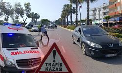 Antalya'da yaya geçidinde kaza: Otomobilin çarptığı yaya ağır yaralandı