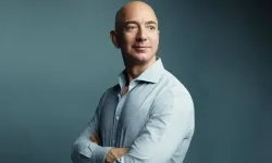 Jeff Bezos ve Amazon’un Yükselişi: E-Ticareti Değiştiren Başarı Hikâyesi
