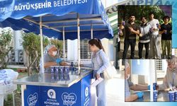 Antalya'da Akdeniz Üniversitesi öğrencilerine sıcak çorba ikramı