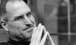 Steve Jobs: Apple’ın Yenilikçi Zihni ve Teknoloji Dünyasını Değiştiren Vizyonu