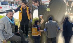 Antalya'da yaya geçidinde kaza! Yayaya çarpıp kaçtı