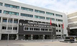 Antalya'da rüşvet soruşturmasında 2 tutuklama!