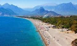 Antalya’da 4 Haziran’da Yaz Havası Sürüyor: Güneşli ve Sıcak Gün Etkili Olacak
