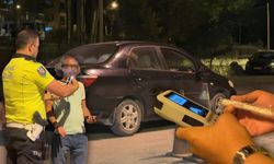 Burdur'da polislere "kolay gelsin" demeye gitti, ehliyetine el kondu!