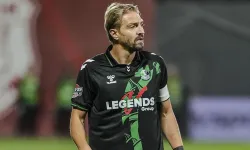 Caner Erkin futbolu bıraktı!