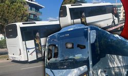 Alanya'da kontrolden çıkan tur midibüsü karşı şeride geçti! Sürücü alkollü çıktı