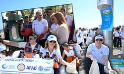 Antalya'da çevre temizliği yapıldı: Atıkların yüzde 95'i izmarit!