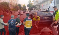 Antalya'da otomobil ile motosikletin çarpışması sonucu 1 kişi yaralandı