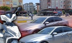 Antalya'da kavşakta çarpıştılar: Motosikletli yaralandı