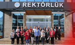 Antalya'da 60+ Tazelenme Üniversitesi Projesi kayıtları açıldı