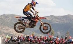 Motor Sporlarının En Adrenalin Dolu Anları: Hız, Risk ve Nefes Kesen Mücadeleler