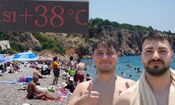 Antalya'da hissedilen sıcaklık 38 derece oldu: Konyaaltı Sahili doldu!