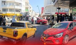 Antalya'da kırmızı ışık ihlali kazaya neden oldu: O anlar kamerada!