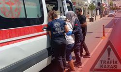 Antalya'da motosikletin çarptığı yaya yaralandı!