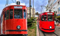 Antalya'da Nostalji Tramvayı'nın kaldırılmasına tepki!