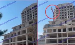 Antalya'da parasını alamayan işçiler kule vince çıktı!