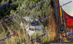 Antalya'da el frenini çekmeyi unutunca otomobil şarampole yuvarlandı!