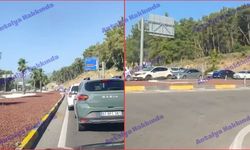Antalya Phaselis yolunda kilometrelerce araç kuyruğu görüntülendi!