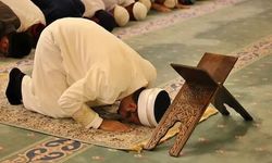 Antalya’da 22 Ağustos Namaz Vakitleri Belli Oldu: İşte Günün Ezan Saatleri