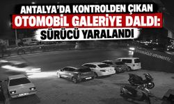 Antalya'da kontrolden çıkan otomobil park halindeki 3 araca çarptı