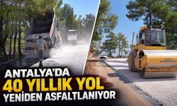 Antalya'da 40 yıldır yenilenmeyi bekliyordu: Kaş’taki yol yeniden asfaltlanıyor