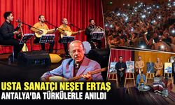 Usta sanatçı Neşet Ertaş, Antalya'da türkülerle anıldı