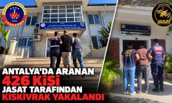 Antalya’da aranan 426 kişi kıskıvrak yakalandı