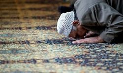 Antalya’da 17 Ekim 2026 Namaz Vakitleri Belli Oldu: İşte Günün Ezan Saatleri