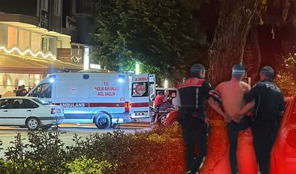 Burdur'da tartıştığı arkadaşını bıçakladı!