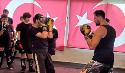 Genç eldivenlerin tek hedefi dünya şampiyonluğu!
