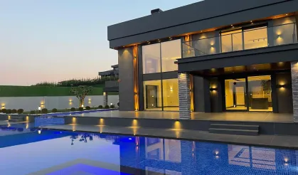 Antalya Muratpaşa Güzeloba’da 8 Milyon TL Değerindeki Lüks Villa İcradan Satışa Çıkarıldı