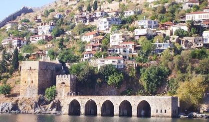 Antalya Alanya’da 5,6 Milyon TL Değerinde Dubleks Daire İcradan Satışa Çıkıyor